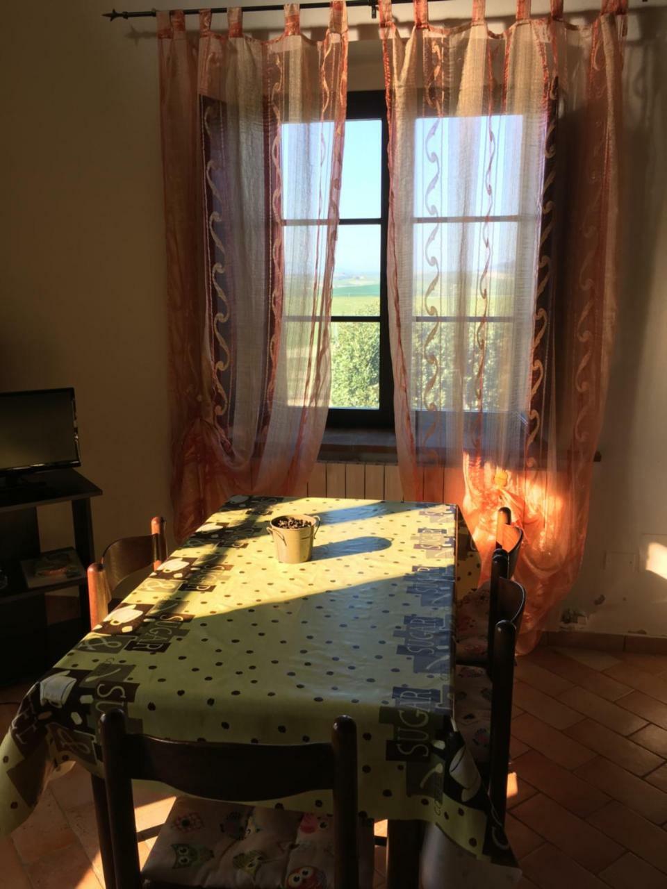 Apartamento Casale Poggio Meone Santa Luce Exterior foto
